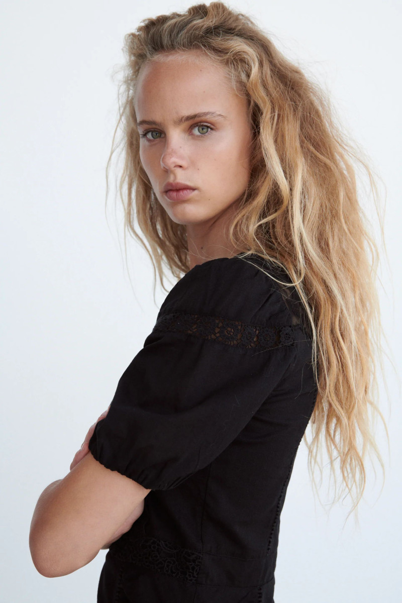 Olivia Vinten featured in  the Zara catalogue for Pre-Fall 2021