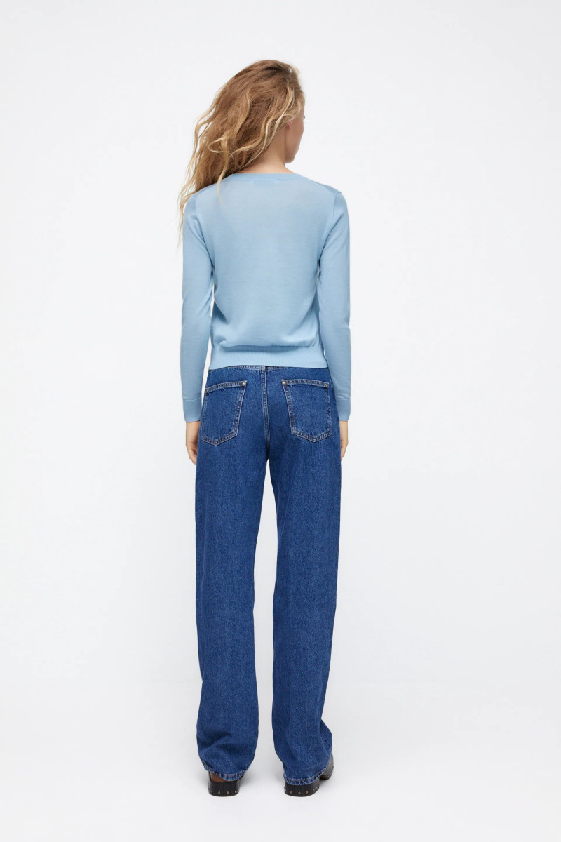 Olivia Vinten featured in  the Zara catalogue for Pre-Fall 2021