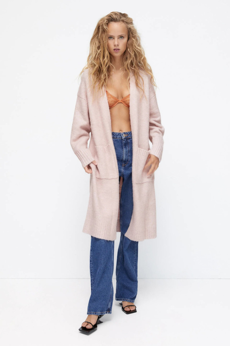 Olivia Vinten featured in  the Zara catalogue for Pre-Fall 2021