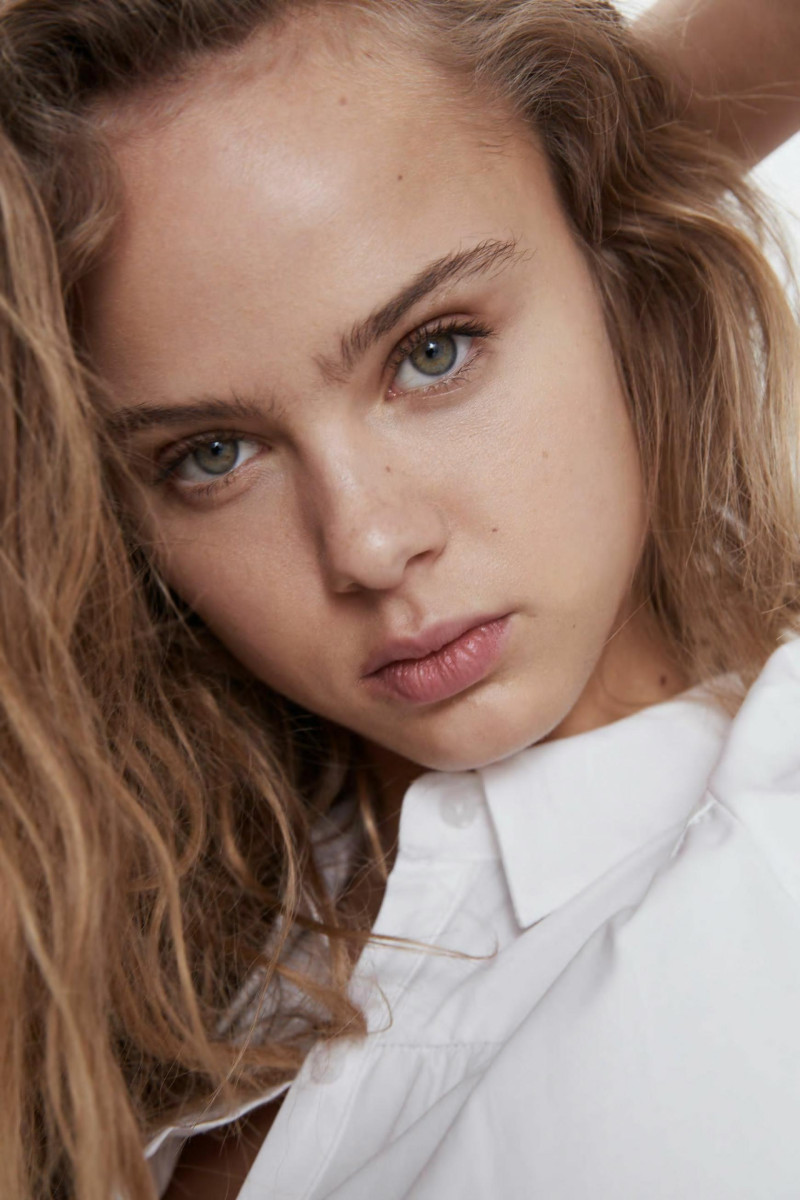 Olivia Vinten featured in  the Zara catalogue for Spring/Summer 2021
