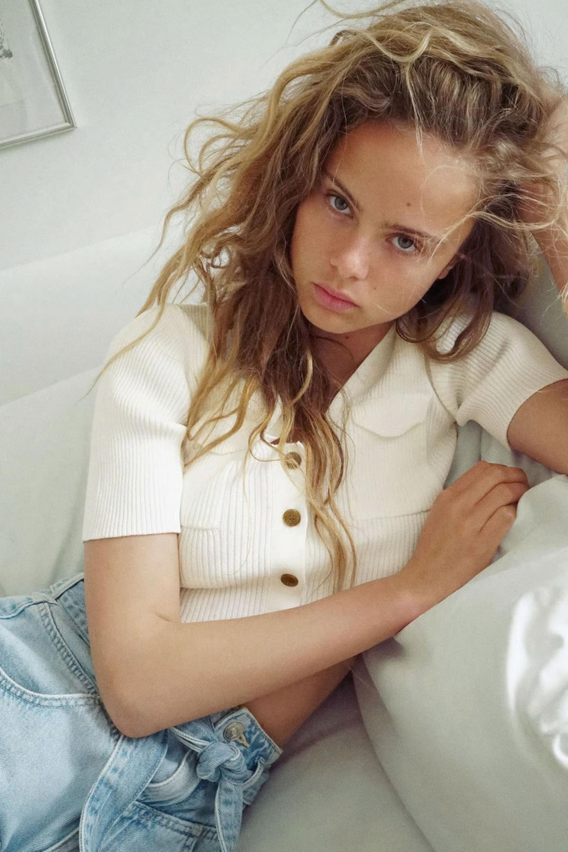 Olivia Vinten featured in  the Zara catalogue for Spring/Summer 2021