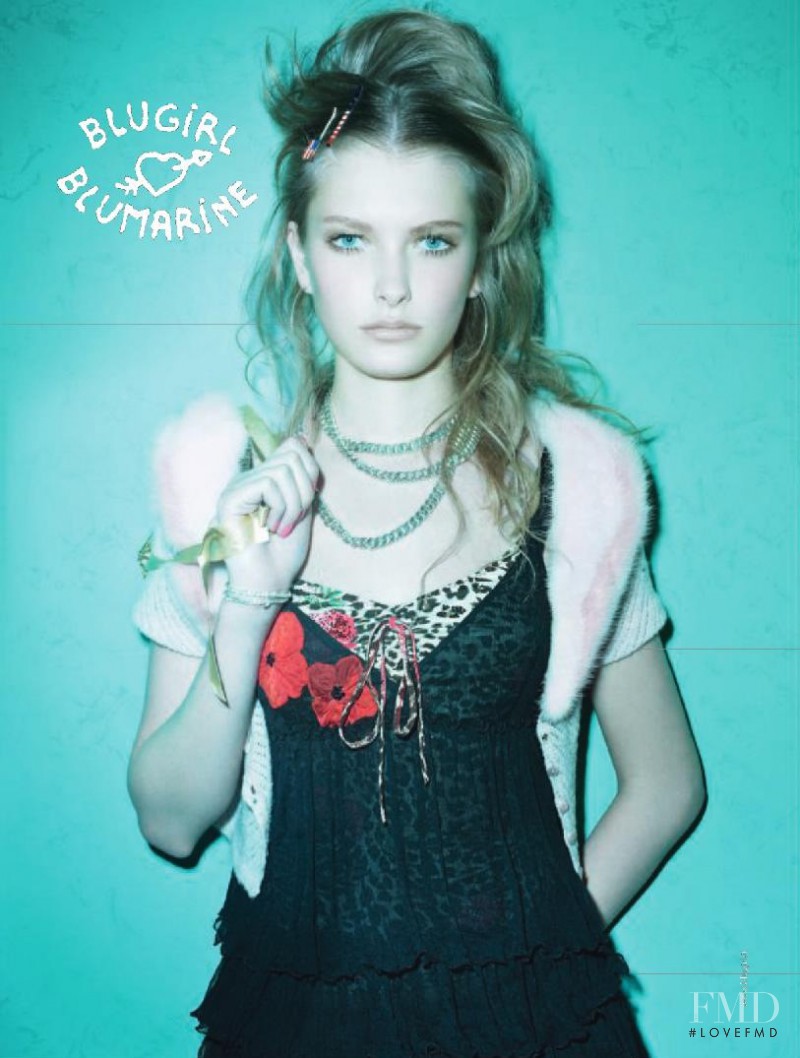 be Blumarine advertisement for Spring/Summer 2006