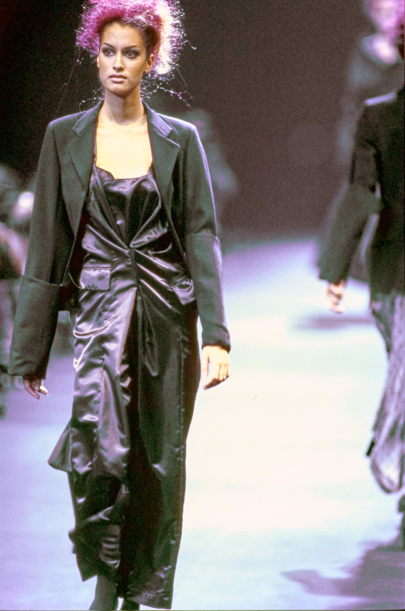 Yasmeen Ghauri featured in  the Comme Des Garcons fashion show for Autumn/Winter 1992
