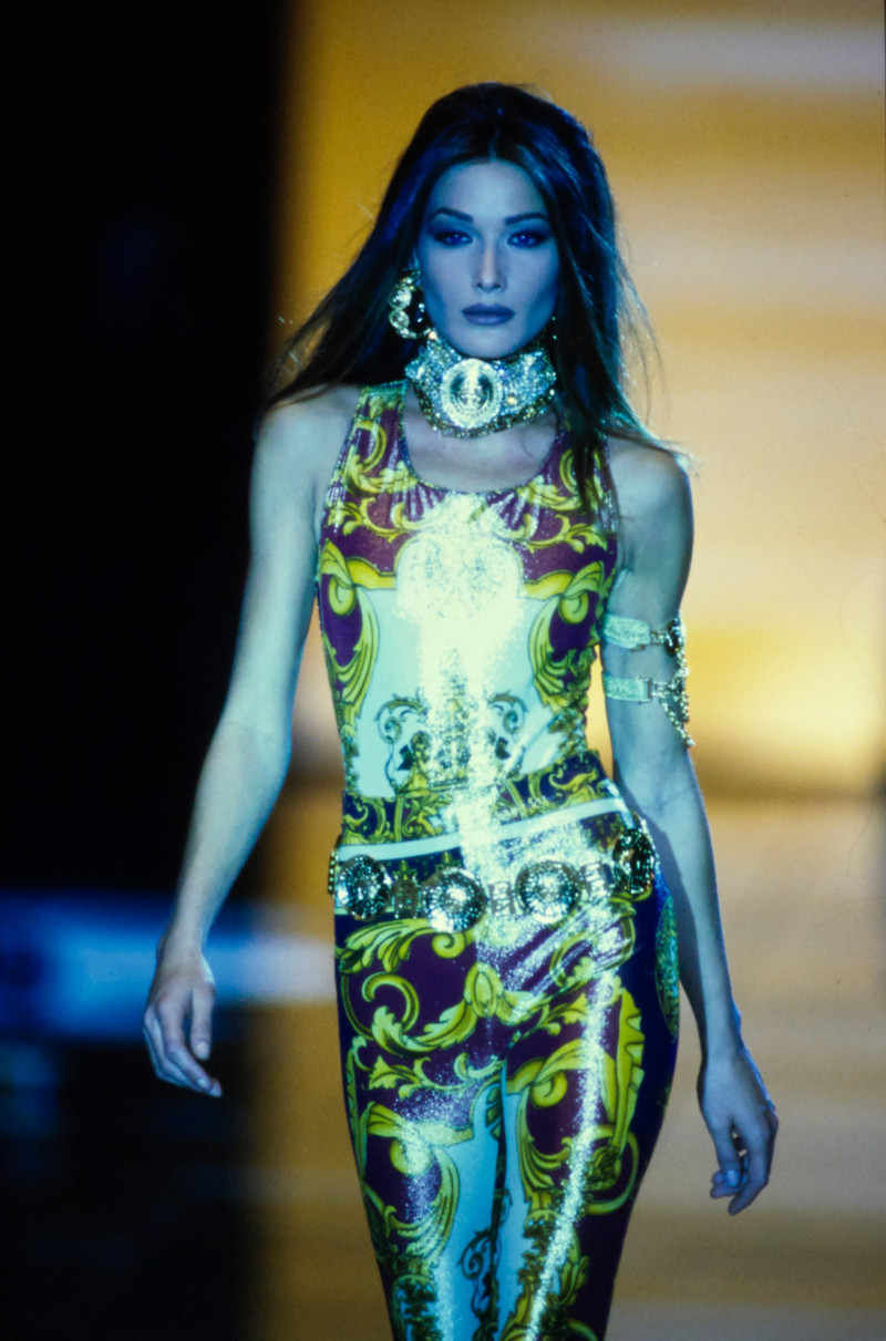 Versace fashion show for Spring/Summer 1992