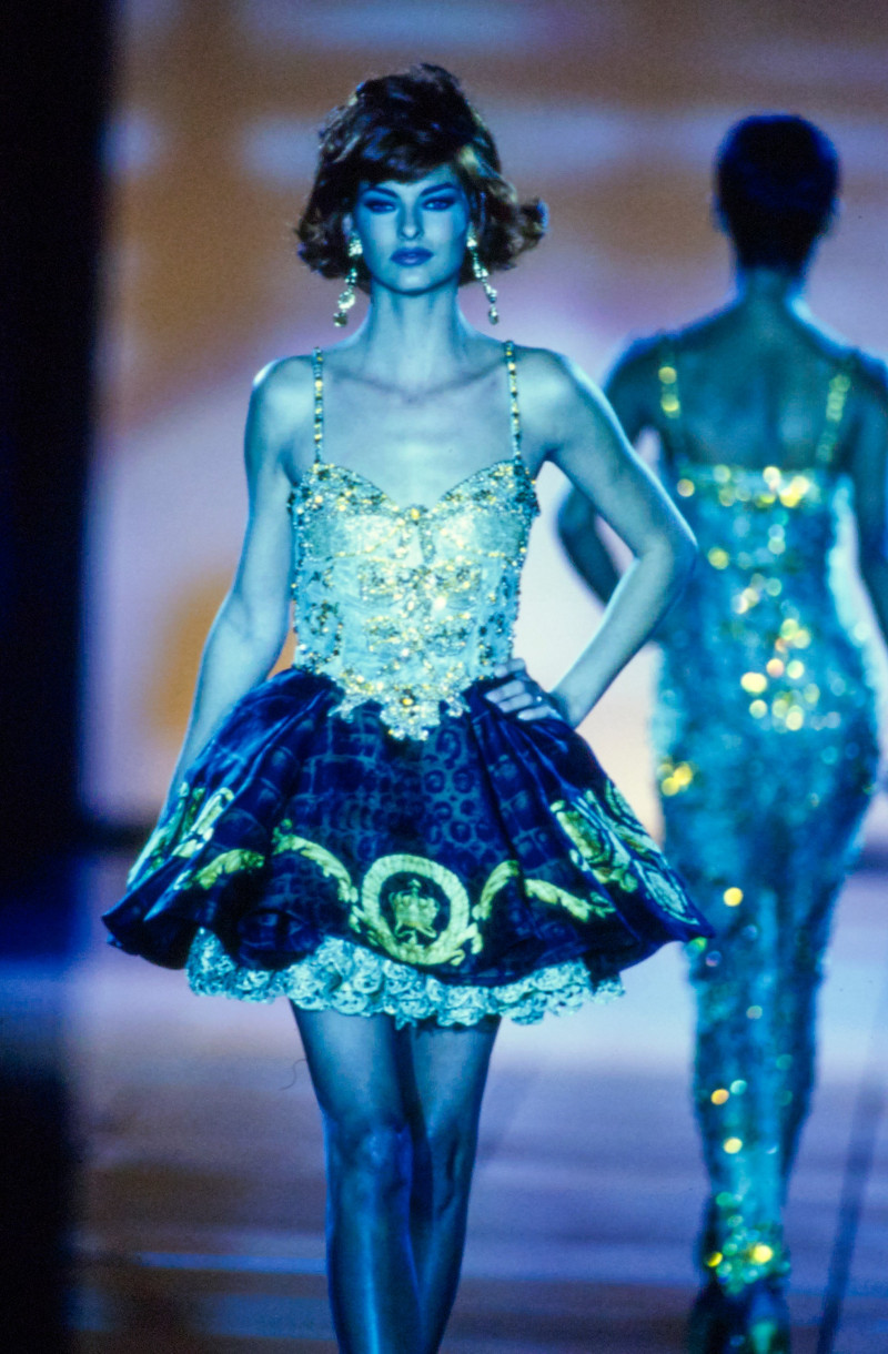 Versace fashion show for Spring/Summer 1992