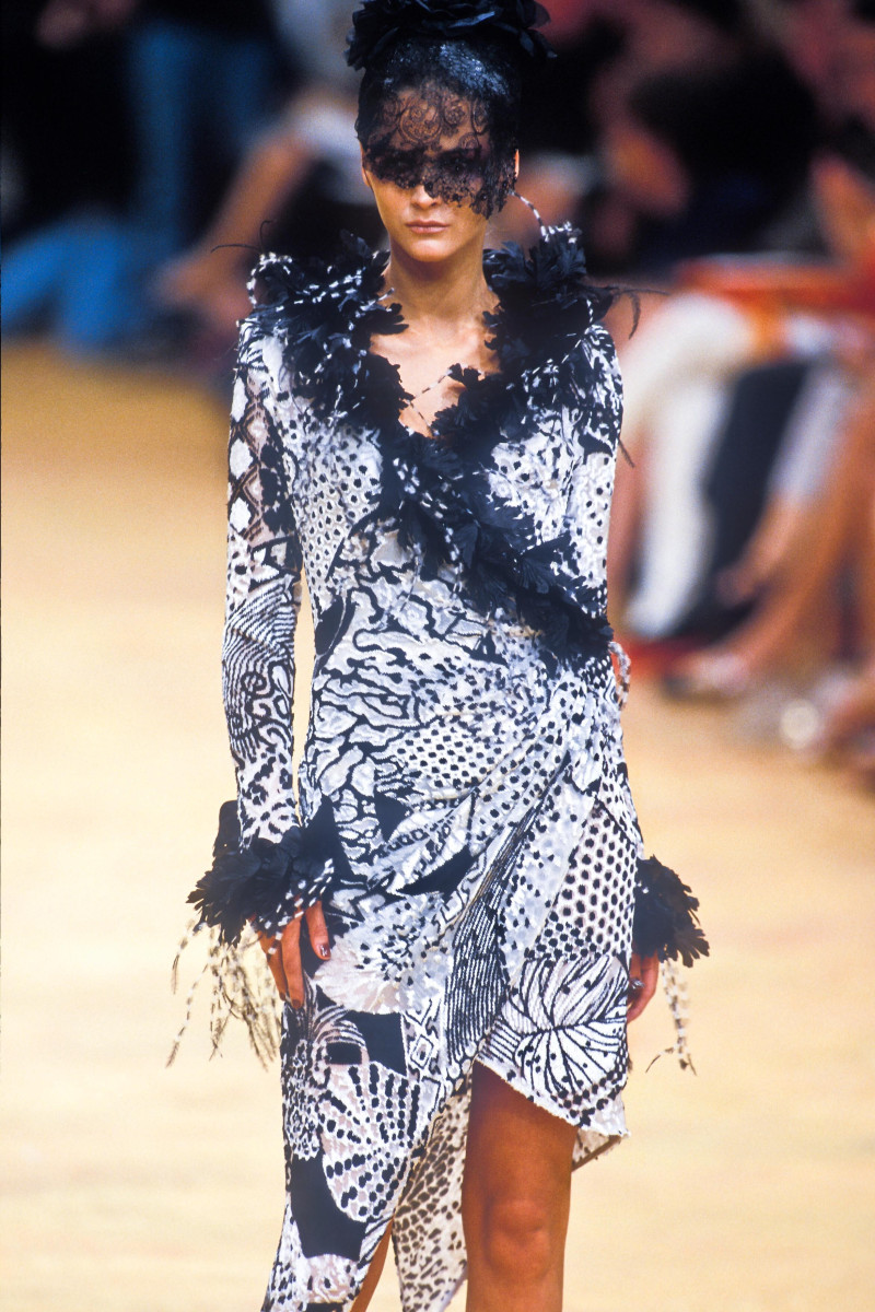 Carmen Kass featured in  the Emanuel Ungaro Haute-Couture fashion show for Autumn/Winter 1997
