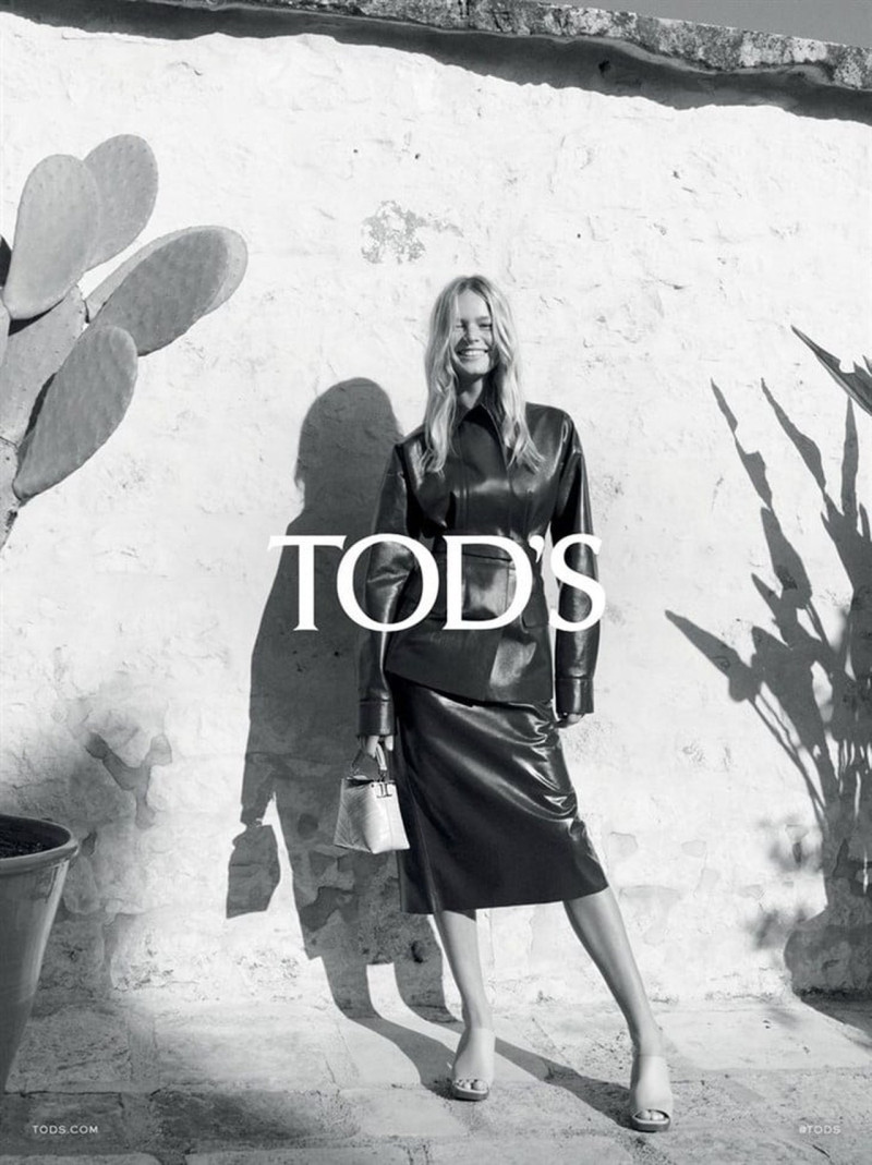 Anna Ewers featured in  the Tod\'s advertisement for Pre-Spring 2023