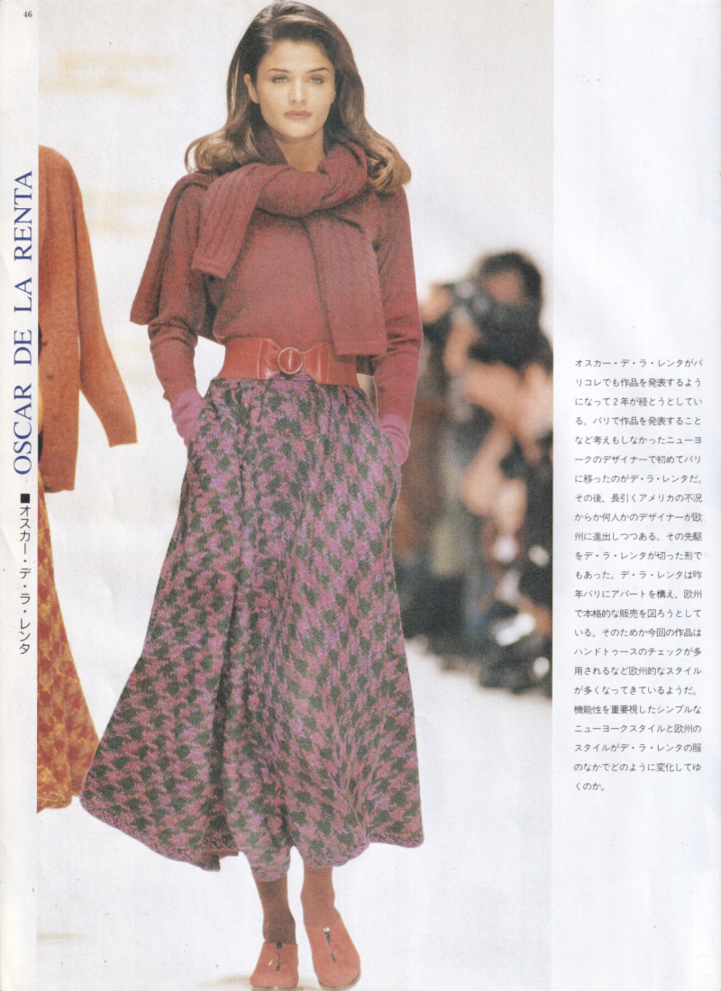 Helena Christensen featured in  the Oscar de la Renta fashion show for Autumn/Winter 1992