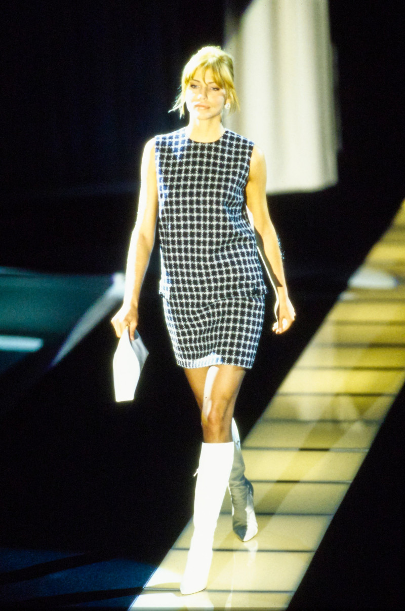 Versace fashion show for Autumn/Winter 1995