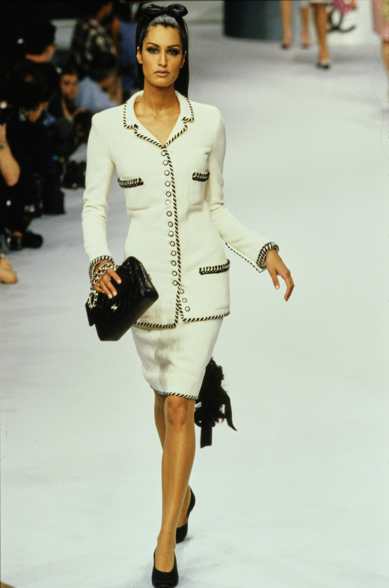 Yasmeen Ghauri featured in  the Chanel Haute Couture fashion show for Autumn/Winter 1995