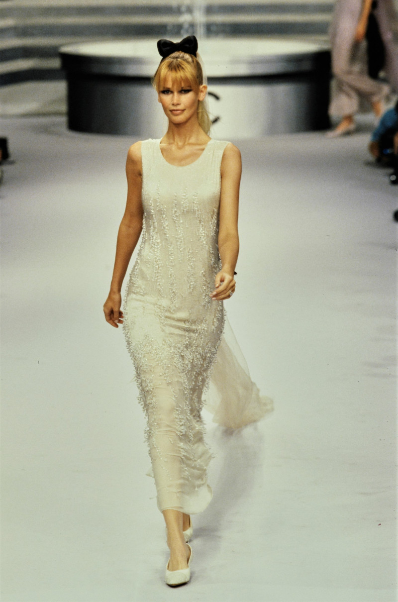 Claudia Schiffer featured in  the Chanel Haute Couture fashion show for Autumn/Winter 1995