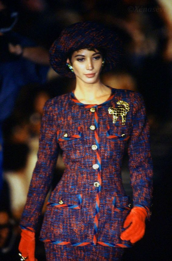 Christy Turlington featured in  the Chanel Haute Couture fashion show for Autumn/Winter 1990