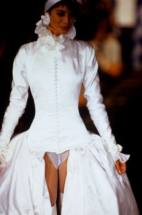 Christy Turlington featured in  the Chanel Haute Couture fashion show for Autumn/Winter 1990