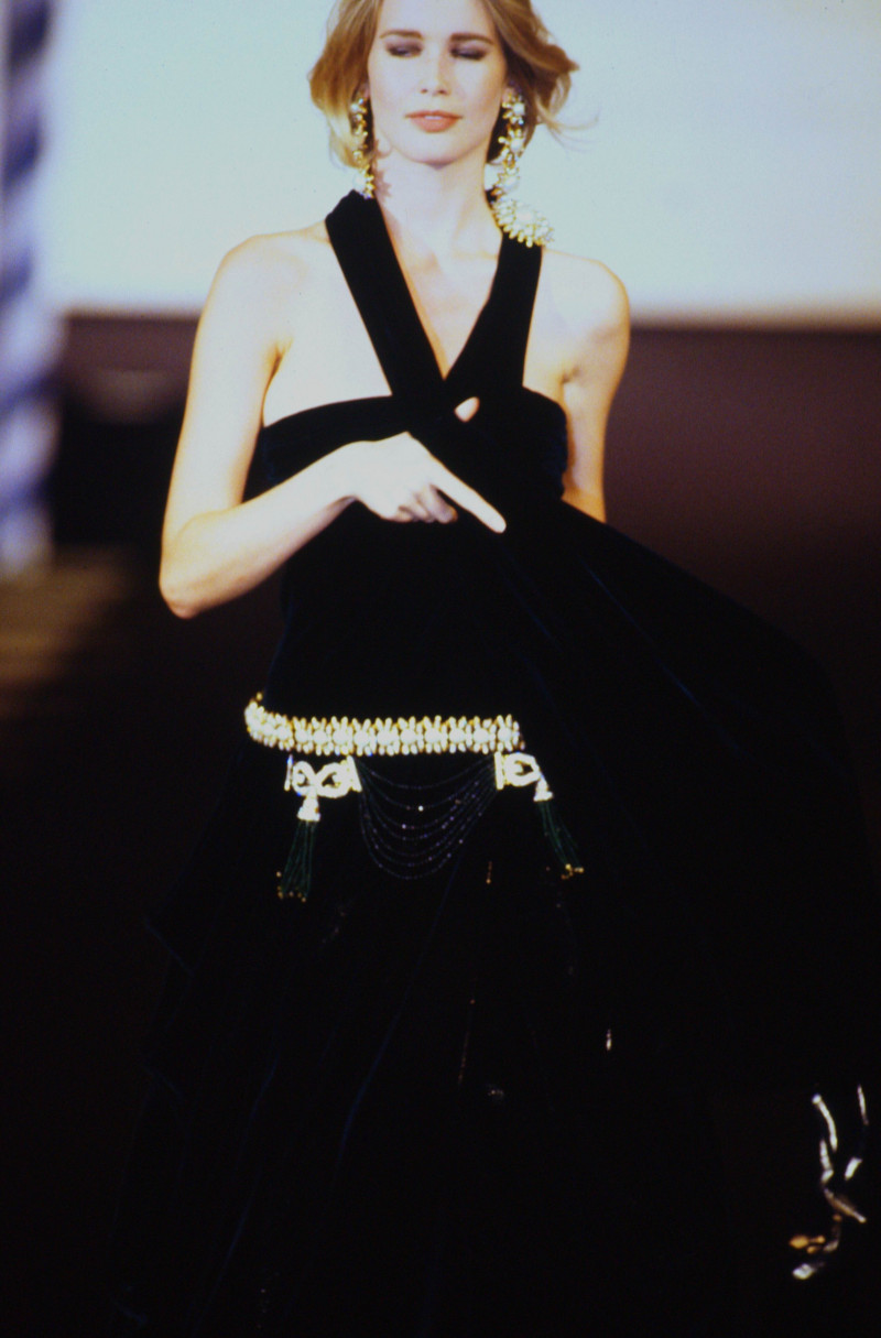 Claudia Schiffer featured in  the Chanel Haute Couture fashion show for Autumn/Winter 1990