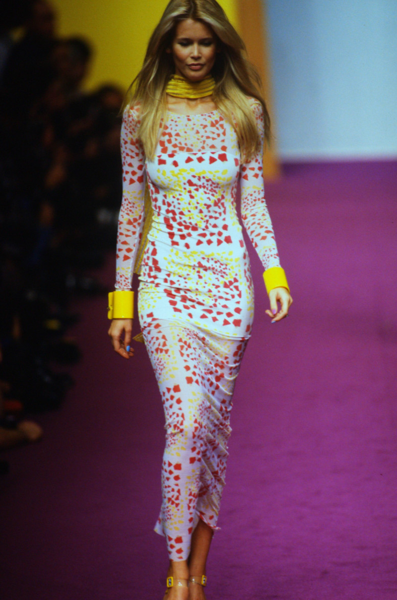 Claudia Schiffer featured in  the Karl Lagerfeld fashion show for Spring/Summer 1995
