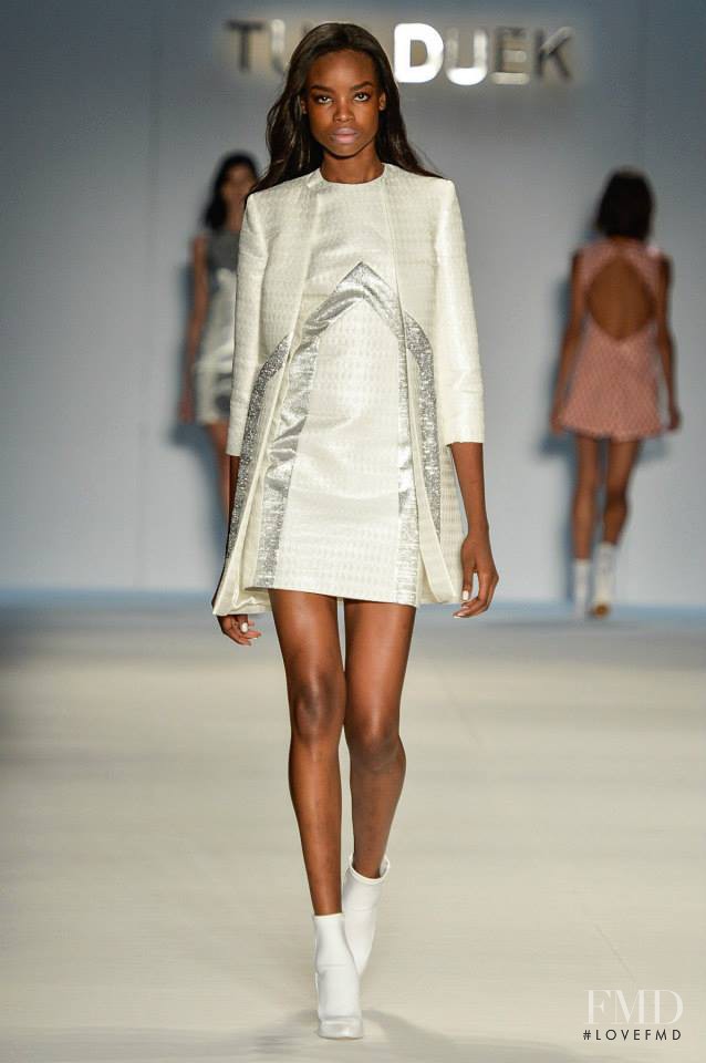 Tufi Duek fashion show for Spring/Summer 2015