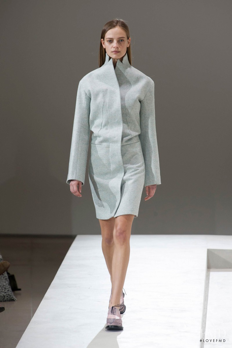 Ine Neefs featured in  the Jil Sander fashion show for Autumn/Winter 2014