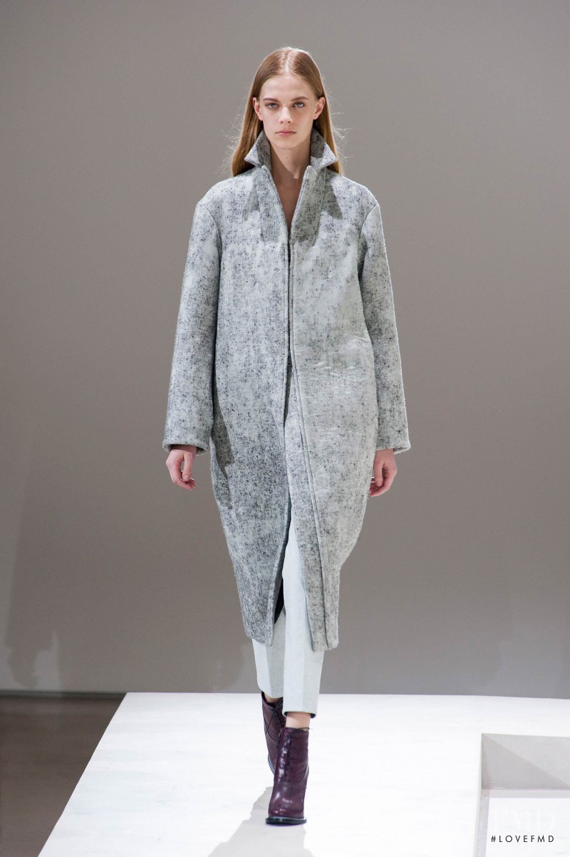 Lexi Boling featured in  the Jil Sander fashion show for Autumn/Winter 2014