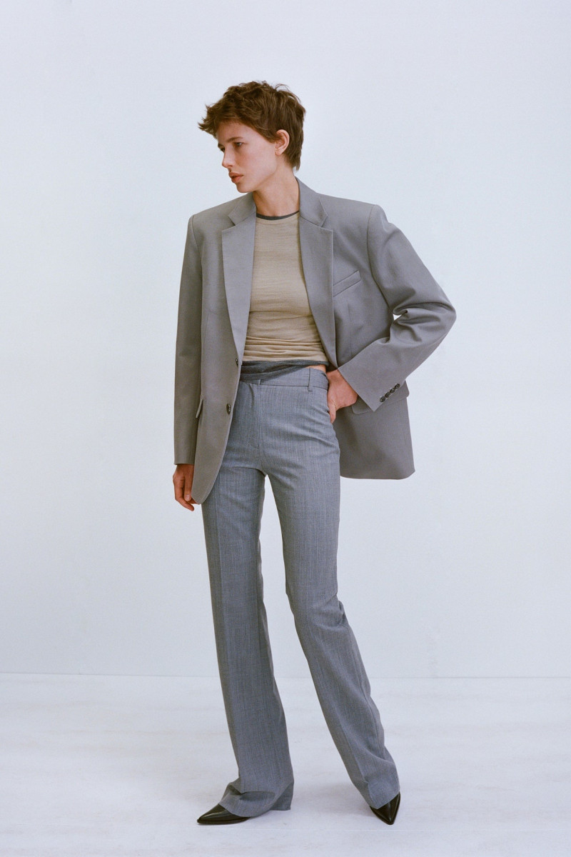 Nili Lotan lookbook for Pre-Fall 2023