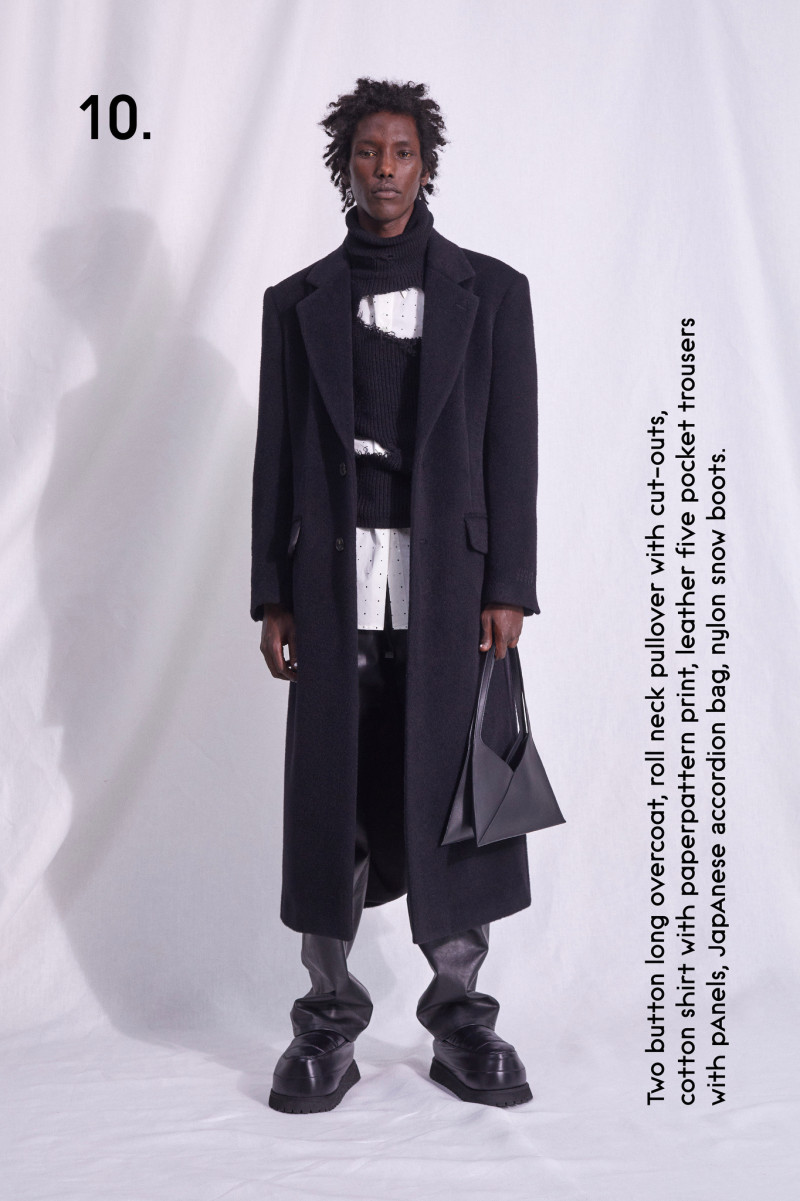 MM6 Maison Martin Margiela lookbook for Pre-Fall 2023