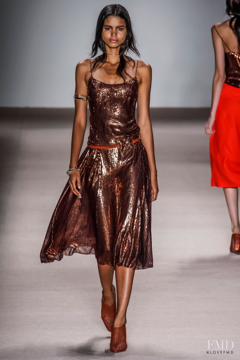 Giuliana Romano fashion show for Spring/Summer 2015