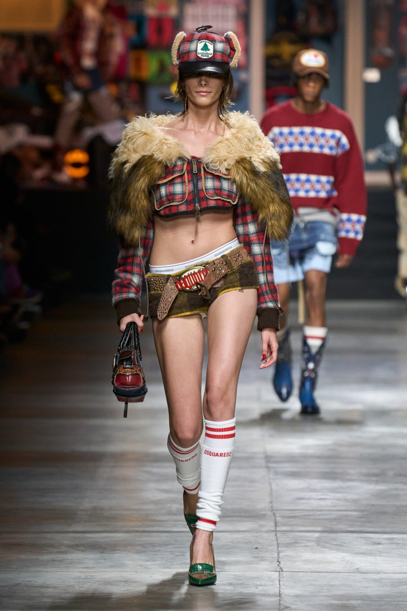 Luna Passos featured in  the DSquared2 fashion show for Autumn/Winter 2023