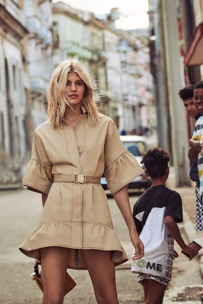 Devon Windsor featured in  the Alexis lookbook for Pre-Fall 2019