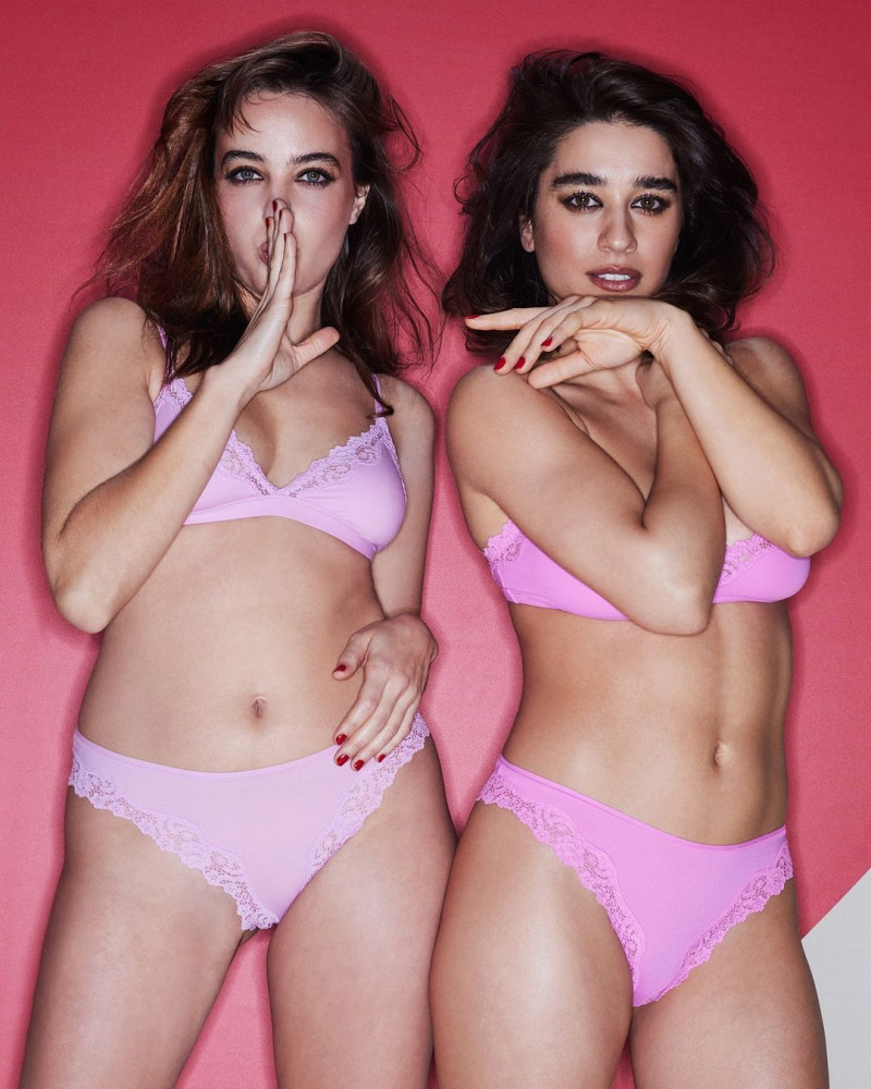 Skims Valentine’s Day Campaign Featuring Simona Tabasco and Beatrice Granno advertisement for Spring 2023