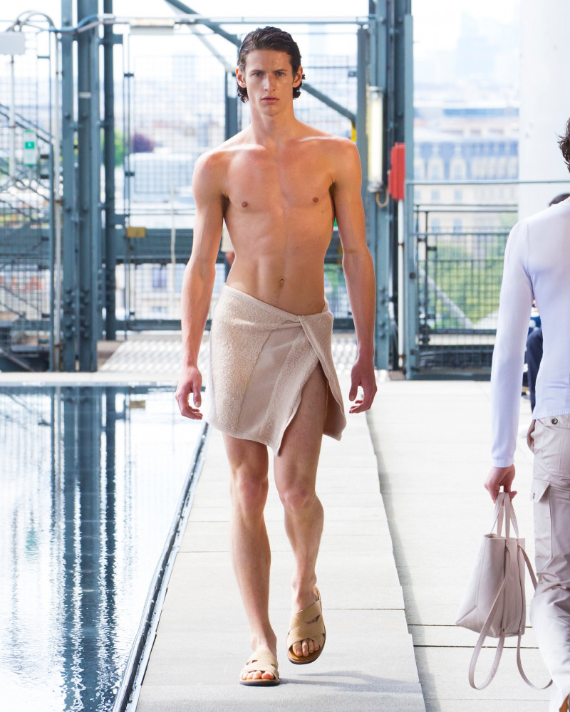 Ludovic de Saint Sernin fashion show for Spring/Summer 2020