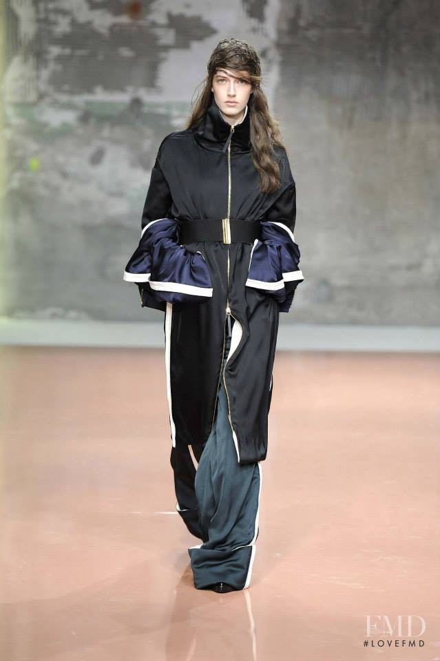 Josephine van Delden featured in  the Marni fashion show for Autumn/Winter 2014