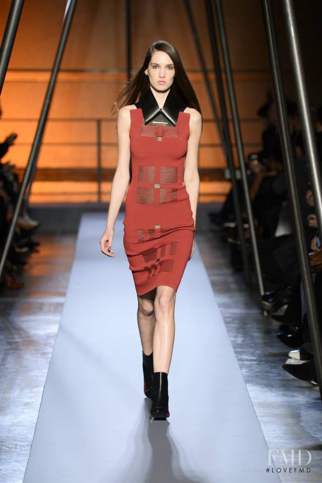 Roland Mouret fashion show for Autumn/Winter 2014