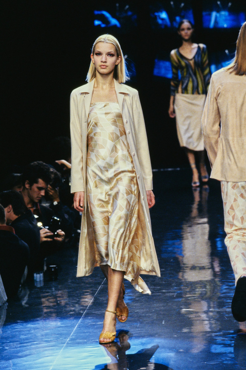 Versus fashion show for Spring/Summer 1997