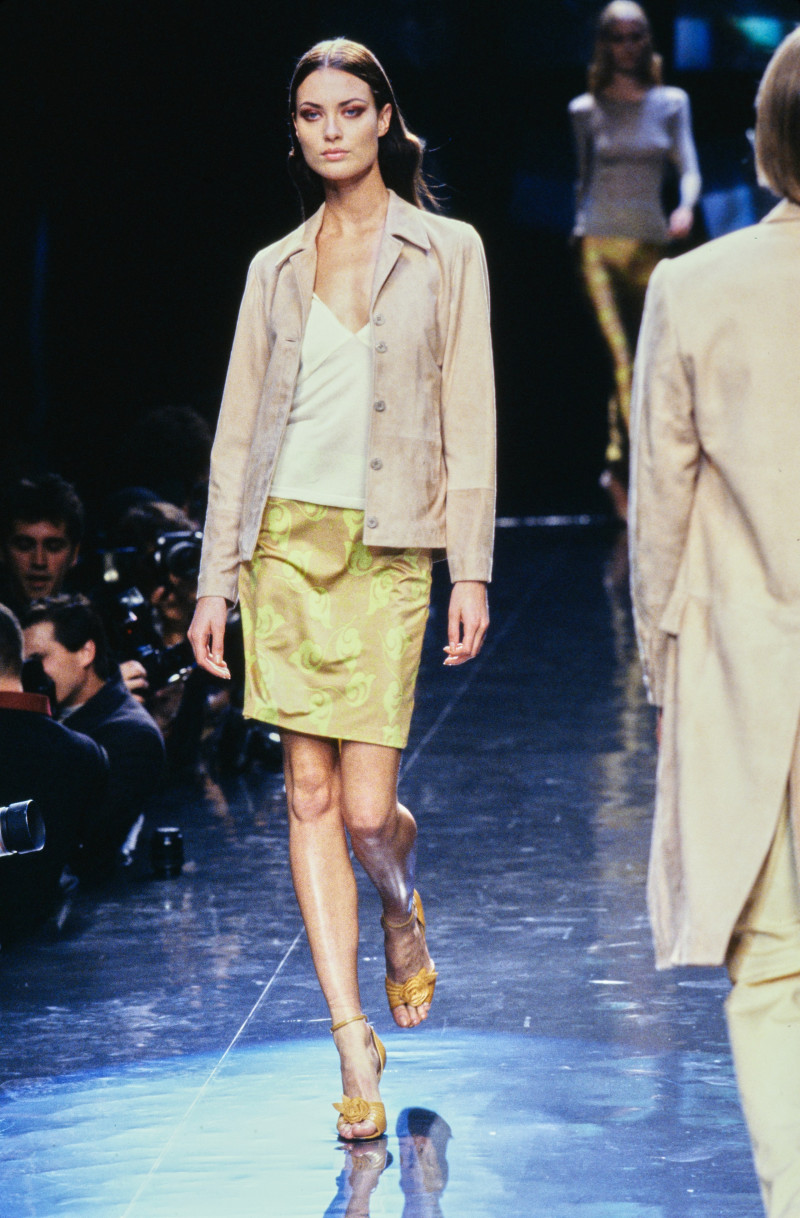 Versus fashion show for Spring/Summer 1997