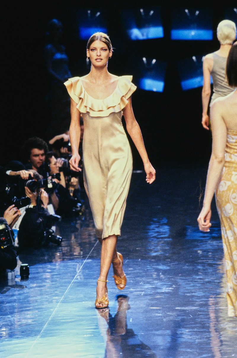 Versus fashion show for Spring/Summer 1997
