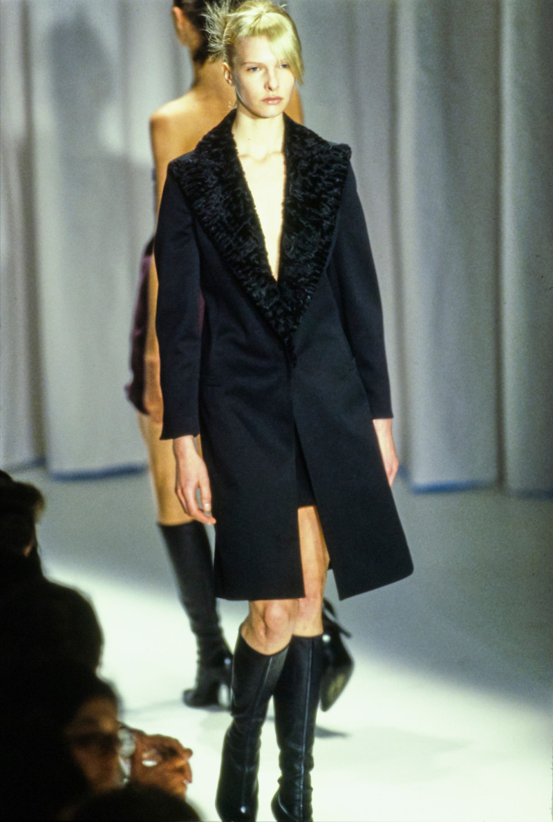Versace fashion show for Autumn/Winter 1997