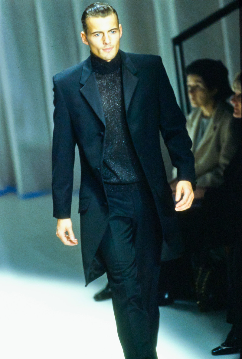 Versace fashion show for Autumn/Winter 1997