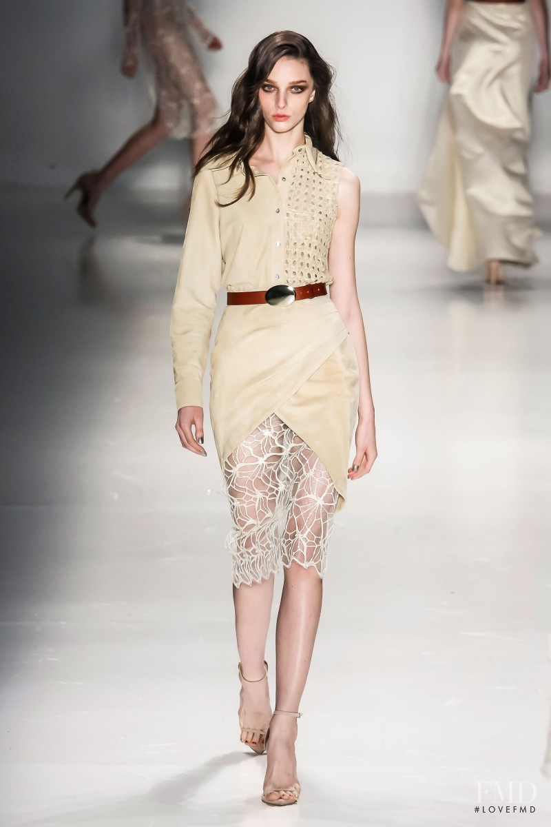 Larissa Marchiori featured in  the Wagner Kallieno fashion show for Spring/Summer 2015