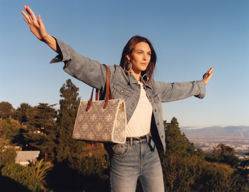 Vittoria Ceretti featured in  the Tory Burch advertisement for Spring/Summer 2023