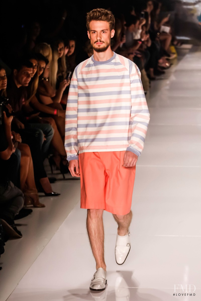 Colcci fashion show for Spring/Summer 2015