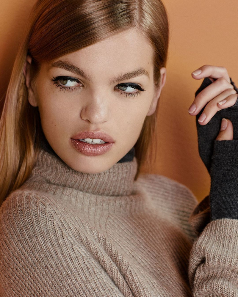 Daphne Groeneveld featured in  the Naked Cashmere advertisement for Holiday 2022