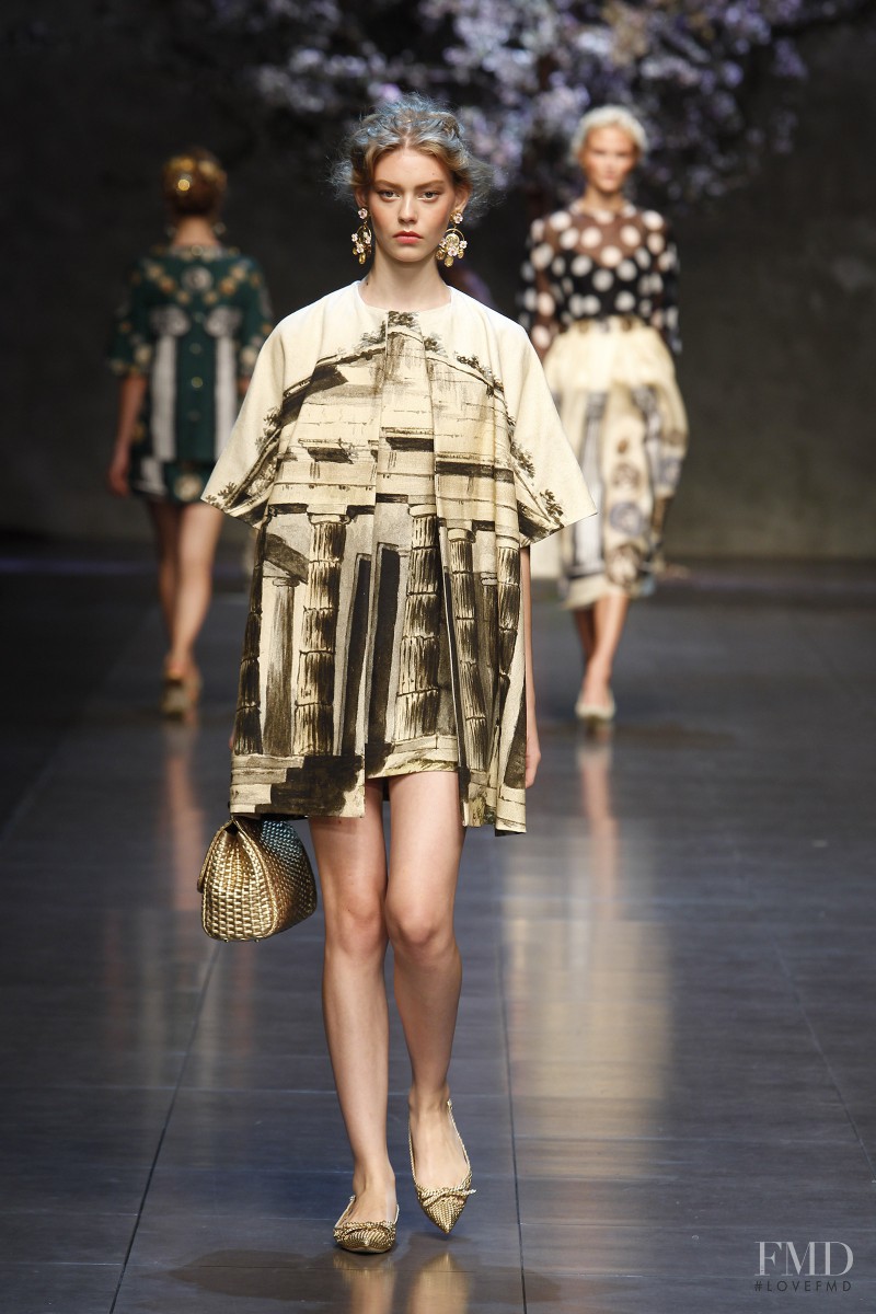 Ondria Hardin featured in  the Dolce & Gabbana fashion show for Spring/Summer 2014