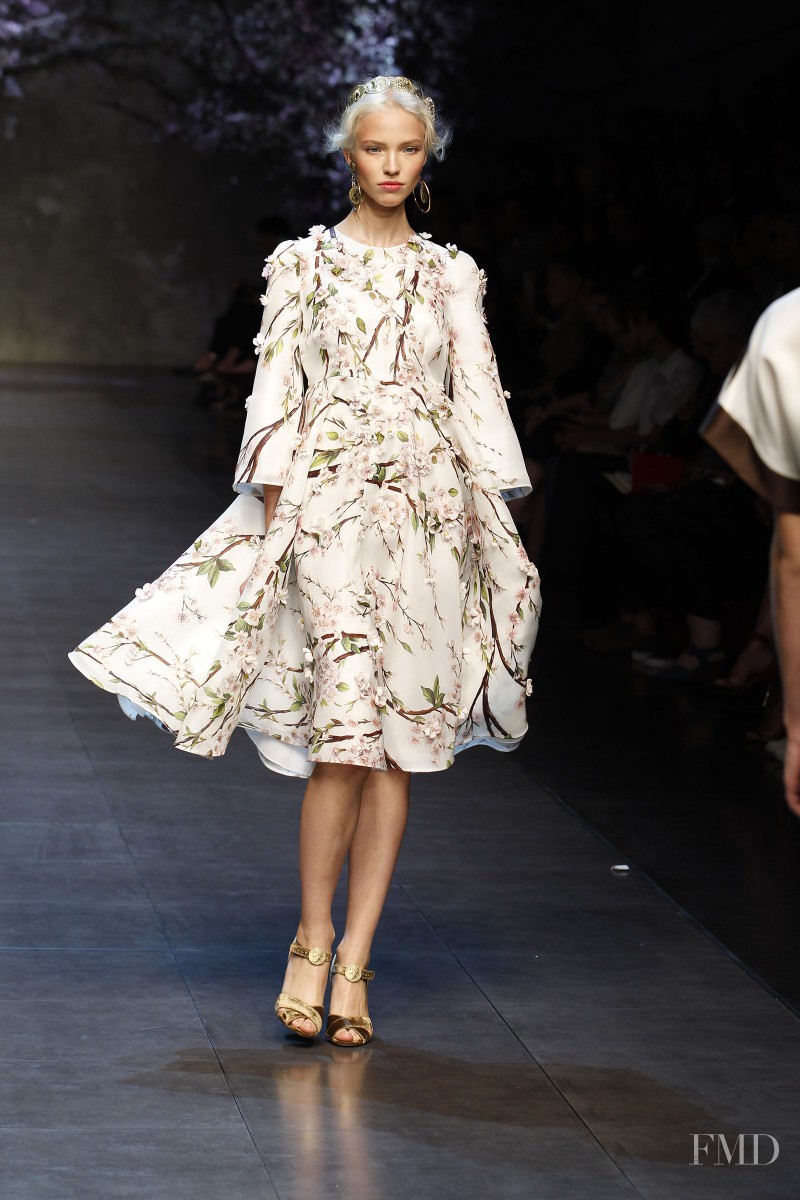 Sasha Luss featured in  the Dolce & Gabbana fashion show for Spring/Summer 2014
