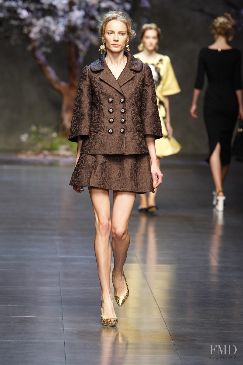 Ieva Laguna featured in  the Dolce & Gabbana fashion show for Spring/Summer 2014