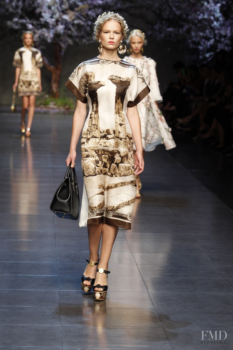 Anna Ewers featured in  the Dolce & Gabbana fashion show for Spring/Summer 2014