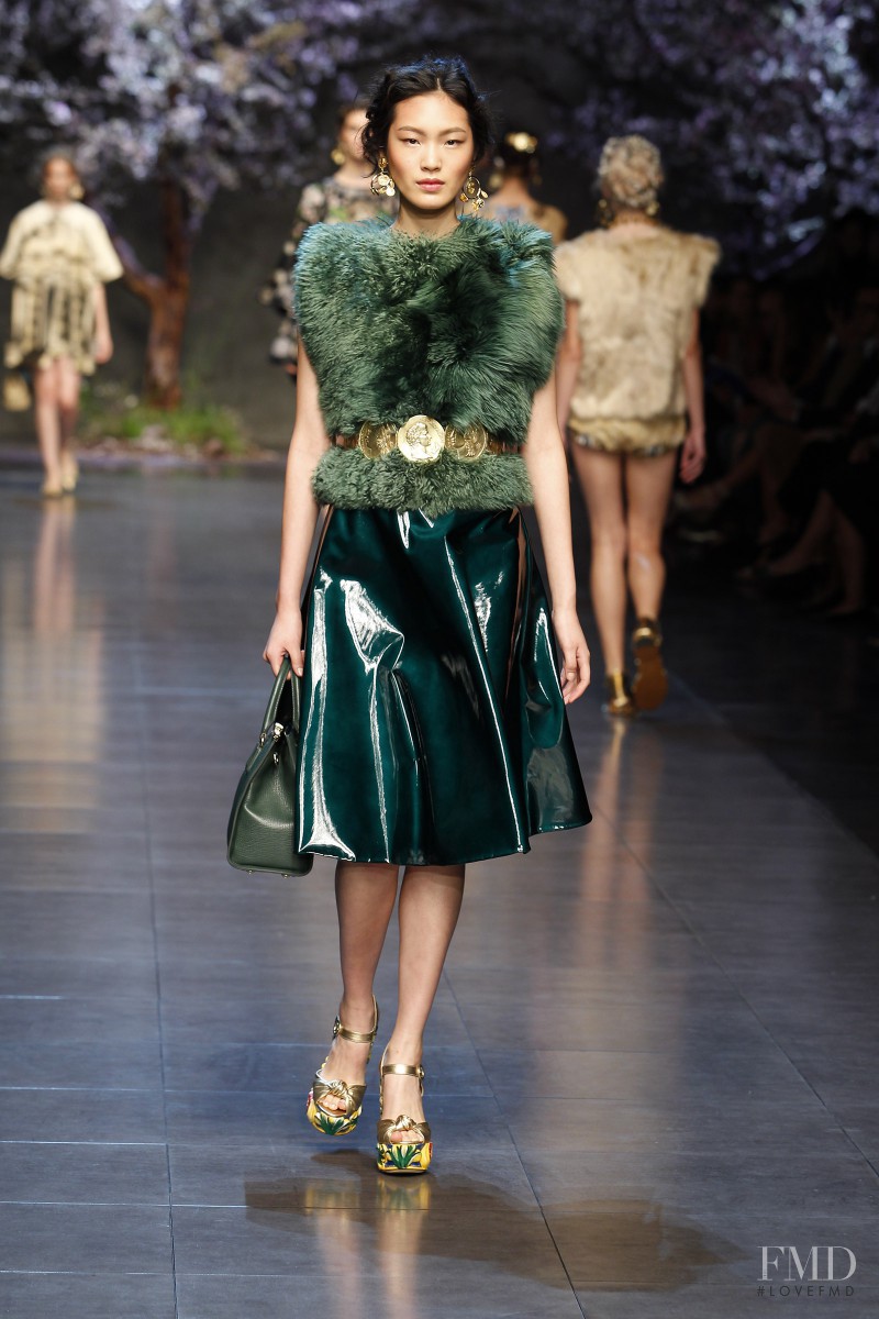 Chiharu Okunugi featured in  the Dolce & Gabbana fashion show for Spring/Summer 2014