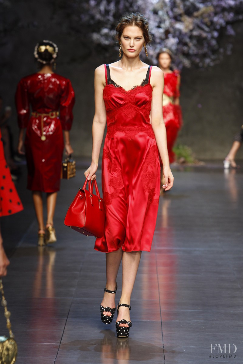 Catherine McNeil featured in  the Dolce & Gabbana fashion show for Spring/Summer 2014