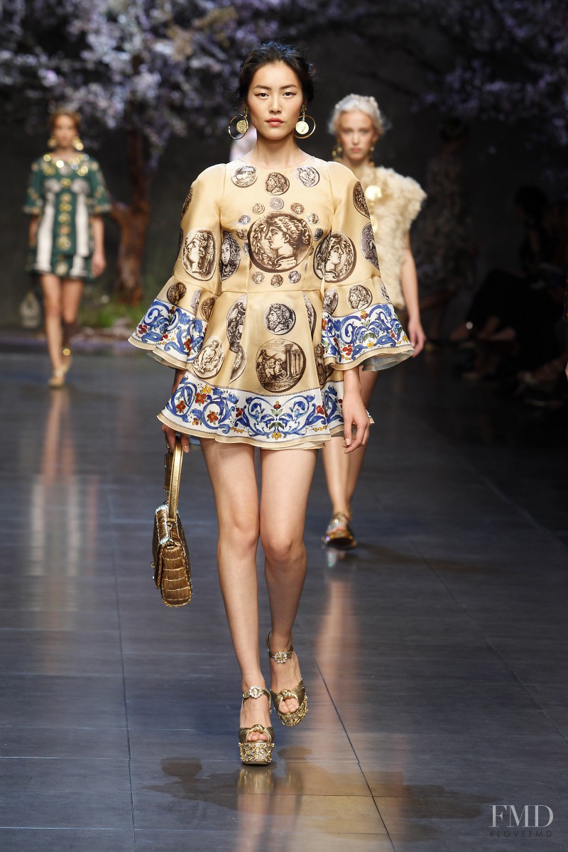 Liu Wen featured in  the Dolce & Gabbana fashion show for Spring/Summer 2014