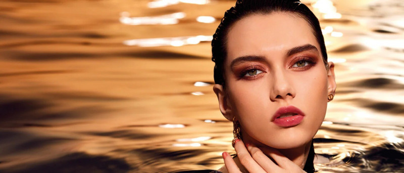 Sofia Steinberg featured in  the Dior Beauty Dioriviera advertisement for Summer 2022