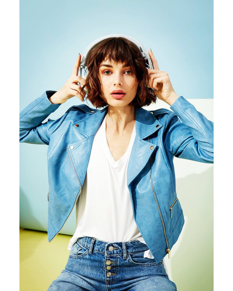 Renata Gubaeva featured in  the Macy\'s x PopSugar advertisement for Spring/Summer 2017