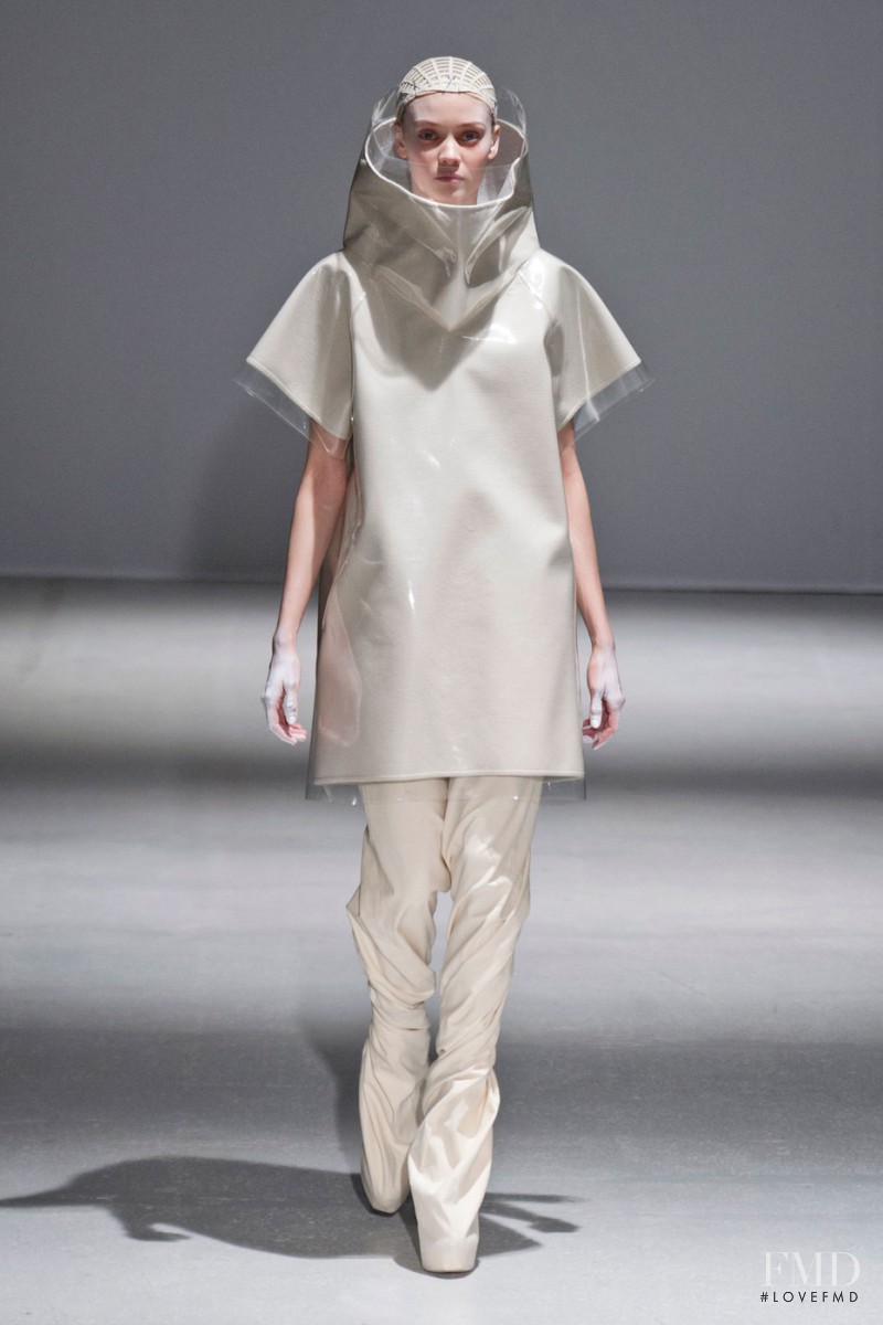 Diana Moldovan featured in  the Gareth Pugh fashion show for Autumn/Winter 2014